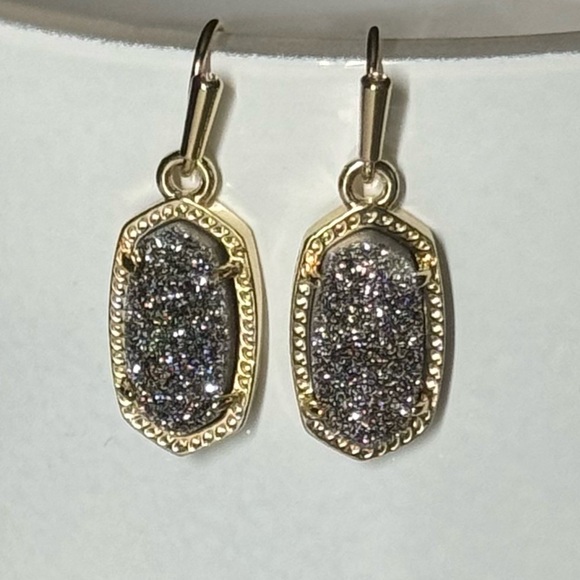 Kendra Scott Lee Gold Drop Earrings in Platinum Drusy. - Picture 4 of 7